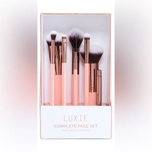LUXIE Complete Face Brush Set - Rose Gold